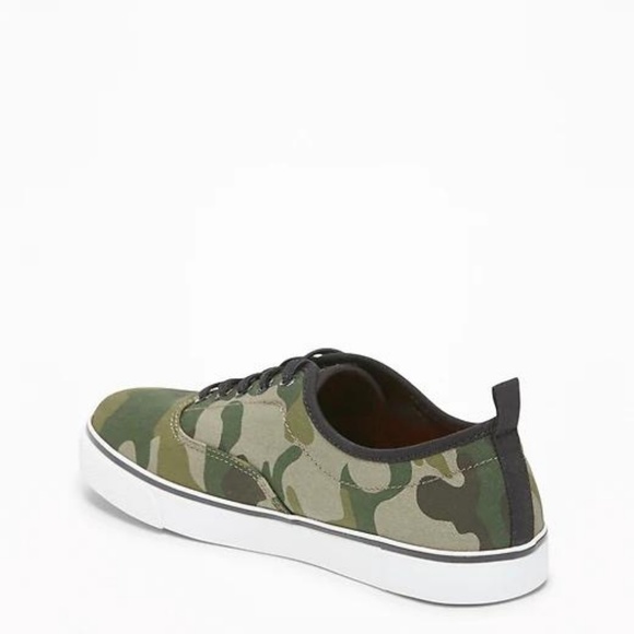 Old Navy Canvas Elastic-Lace Sneakers for Boys - Picture 3 of 3